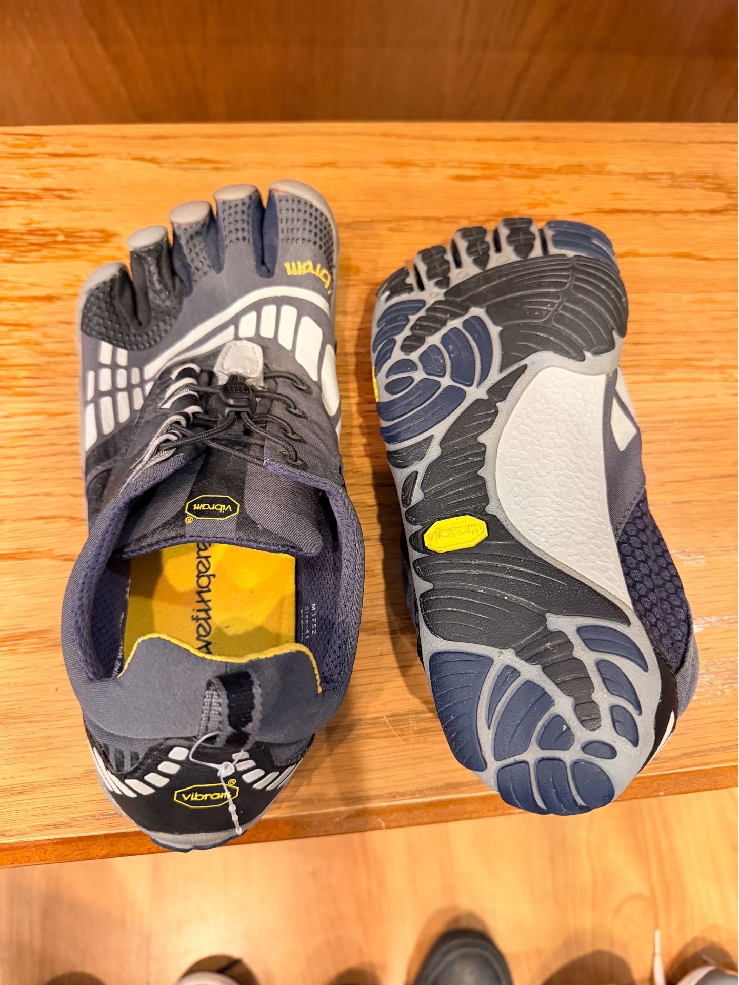 Vibram Fivefingers Shoes - photo 2