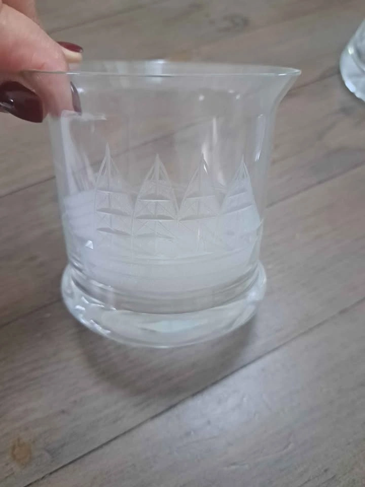 Set of 3 glasses beautiful sailboat sketched into glass - photo 5
