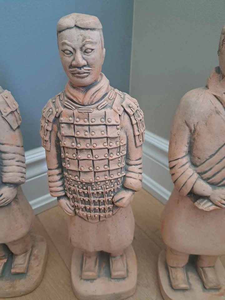 3 Terra Cotta soldiers - photo 3