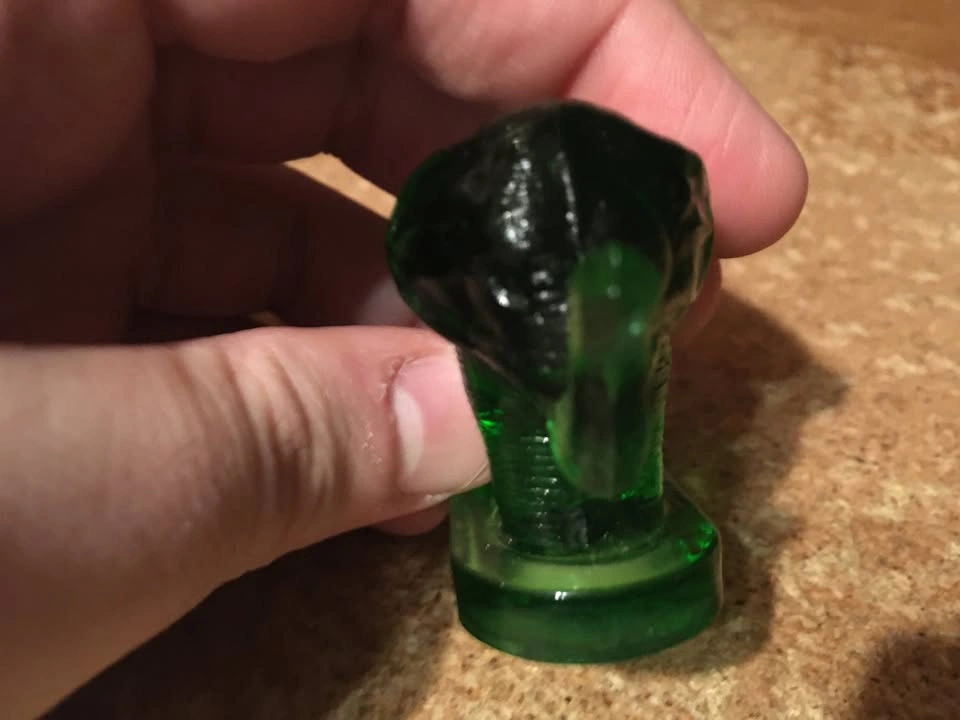 VINTAGE 80S MOSSER GREEN ART GLASS TRUNK UP ELEPHANT FIGURINE - photo 4