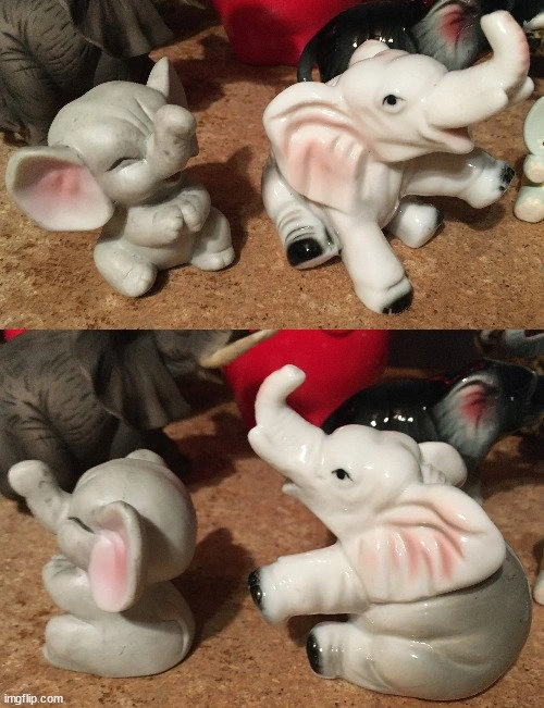 LOT OF 22 ELEPHANT FIGURES CERAMIC PORCELAIN ENESCO CIRCUS JAPAN - photo 5