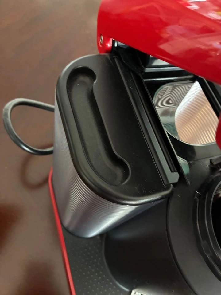 Breville Nespresso VertuoLine (Cherry) - photo 4