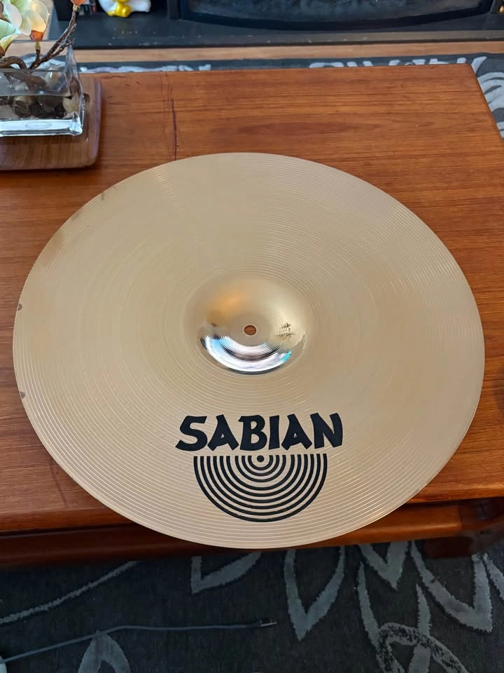 Sabian B8 Pro 18" Medium Crash Cymbal - photo 3