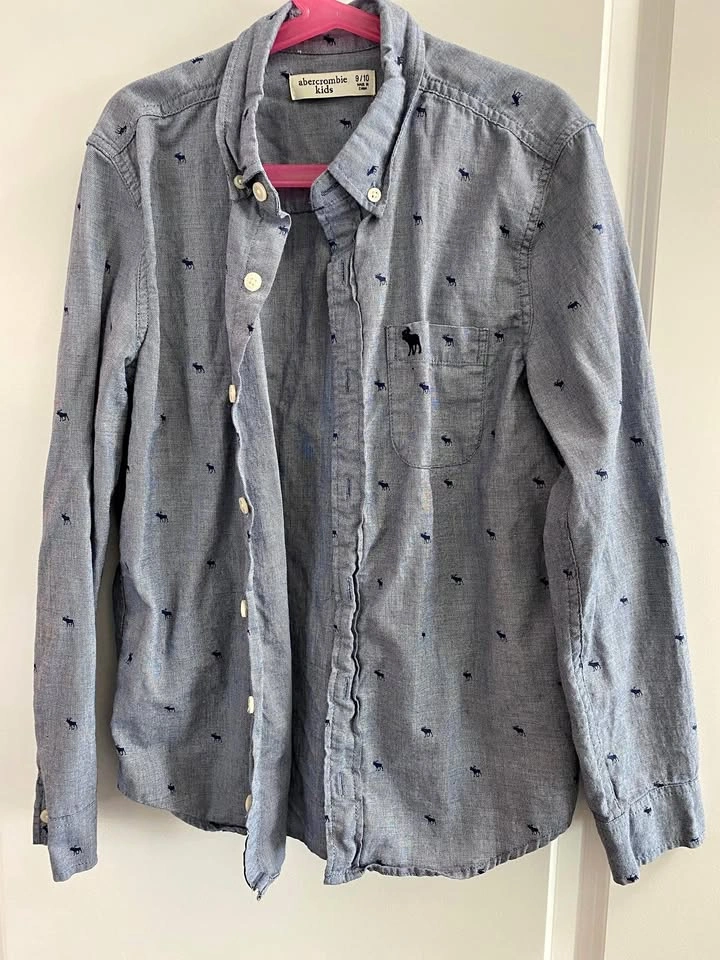 Abercrombie Kids Long-Sleeve Icon Shirt ~ Size 9/10⚽️