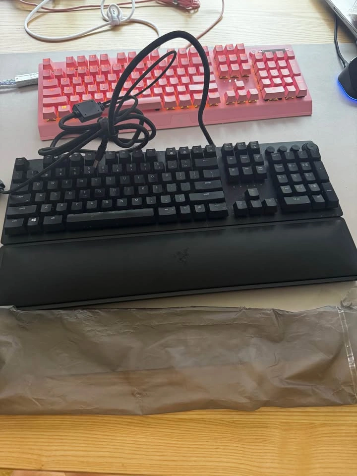 Razer Huntsman Elite RGB Gaming Keyboard + Razer Firefly RGB Mou - photo 3