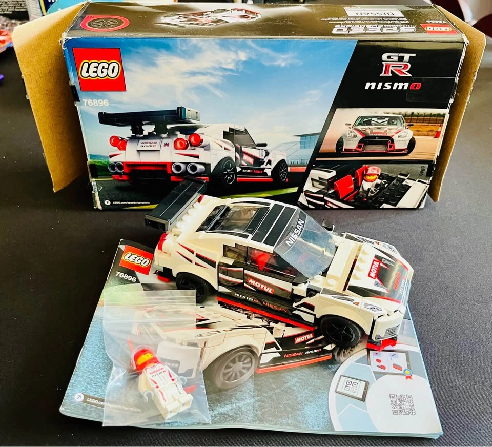 LEGO Speed Champions Nissan GTR Nismo 76896 - Complete - photo 4