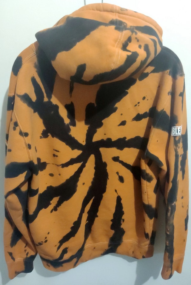Hypland x Bleach “Shonen Jump” Tie Dye Hoodie Sz S - photo 4