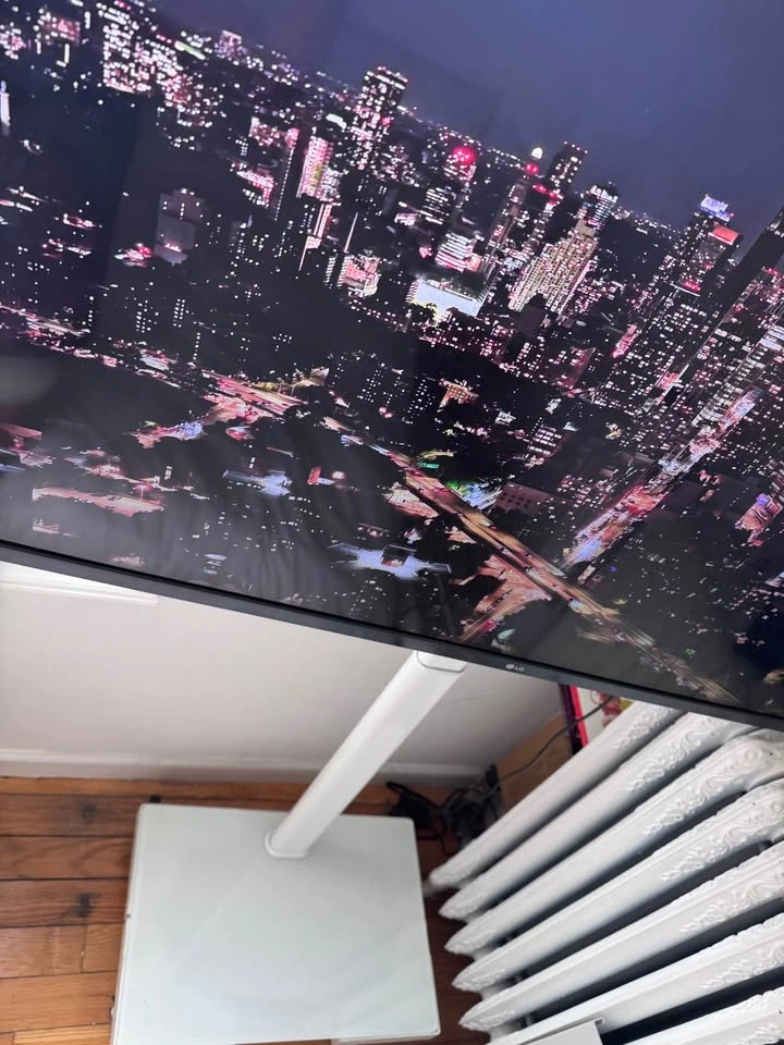 White Floor TvStand - photo 2
