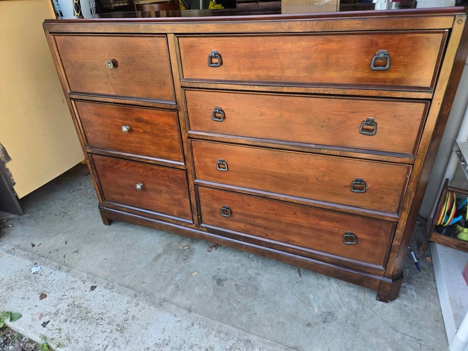 Dresser - photo 3
