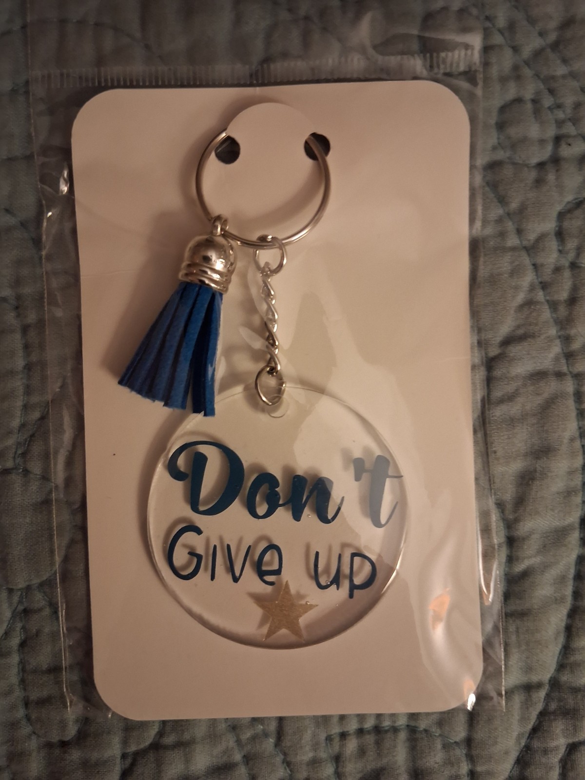 Don't Give Up Inspirational Acrylic/Metal Key Chain w/ Tassel - photo 2