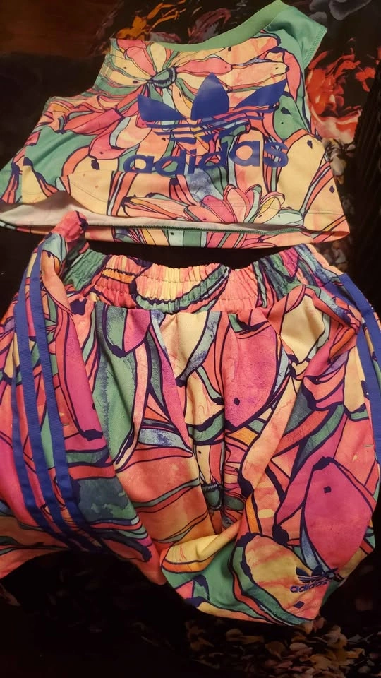 NEW Ltd edition ADIDAS 2 PC - photo 4
