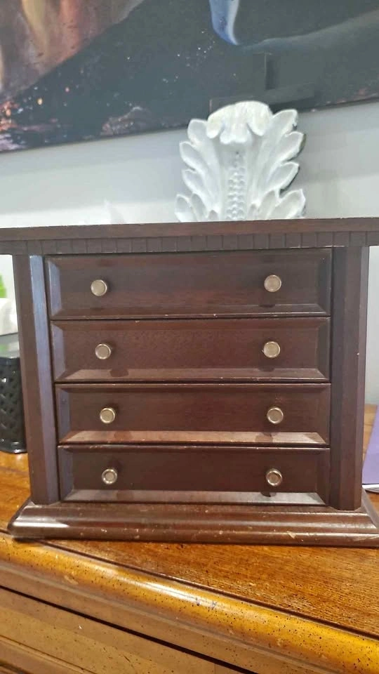 Wood Jewelry Box, vintage