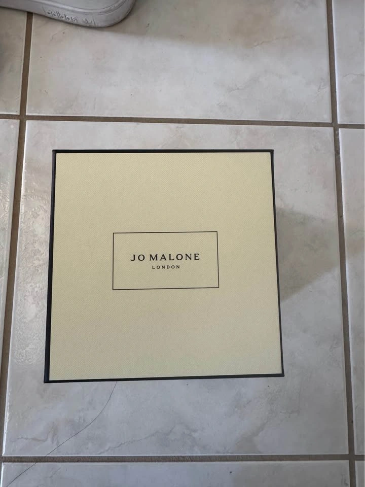 HUGE Jo Malone London Peony & Blush Suede Scented Candle 600g - photo 2