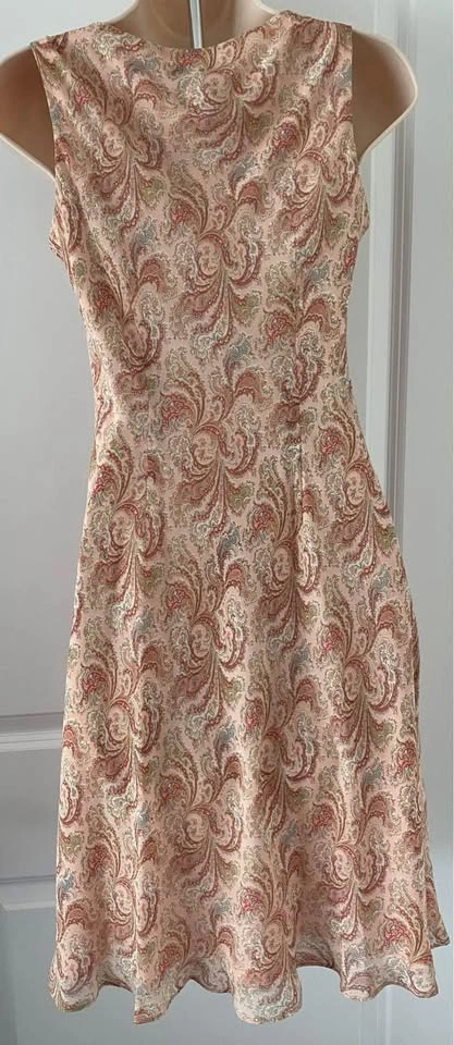 Gorgeous Ann Taylor Silk Dress, Lined - Size 2 Petite⚽️ - photo 4