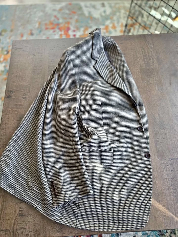Canali Sport Coat – Made in Italy – Size 46R