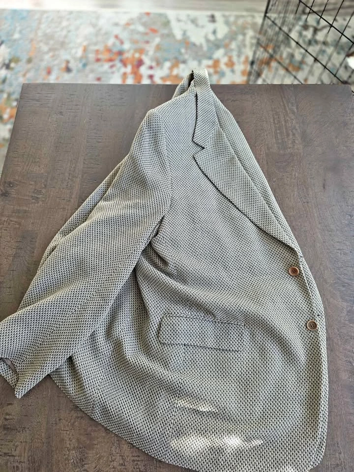 Canali Proposta Sport Coat – Made in Italy – Size 44R