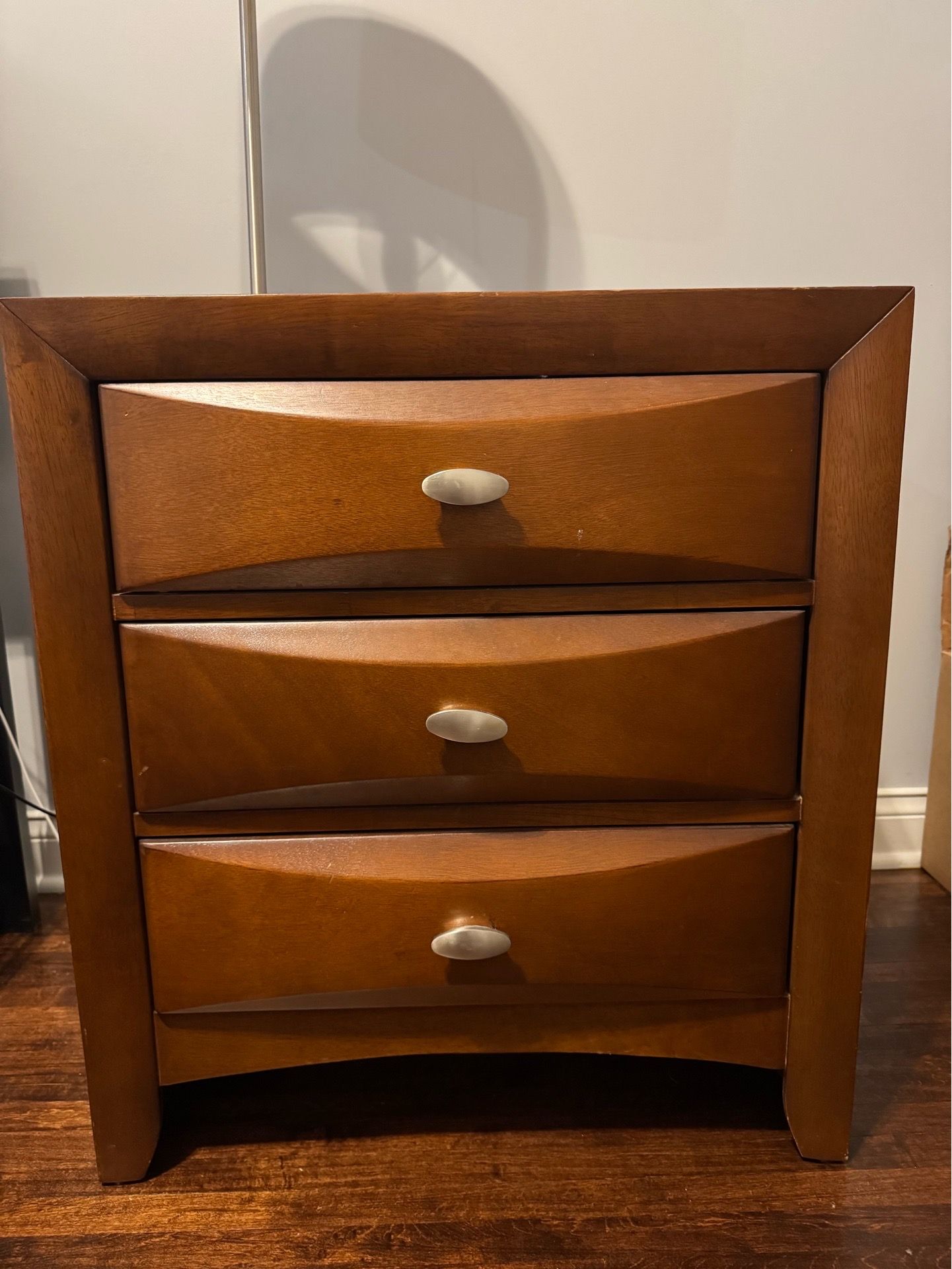 Nightstands - set of 2 - photo 2