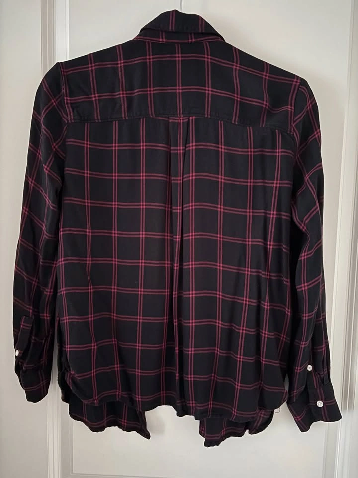 Banana Republic Women's Classic-Fit Flannel Shirts ~ SP ⚽️ - photo 4
