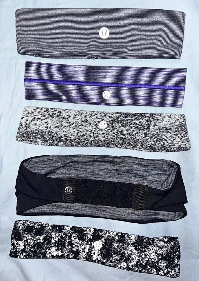 Lululemon Set of Five Stretchy Headbands ⚽️