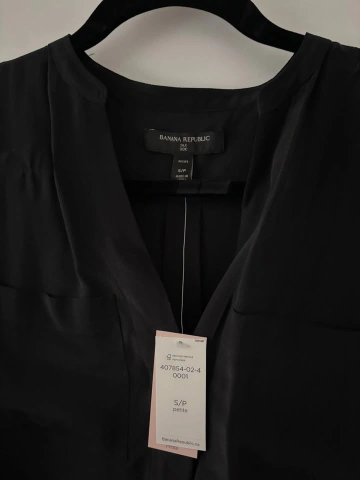 Banana Republic Women's Silk Sleeveless Blouse - Black - SP⚽️ - photo 2