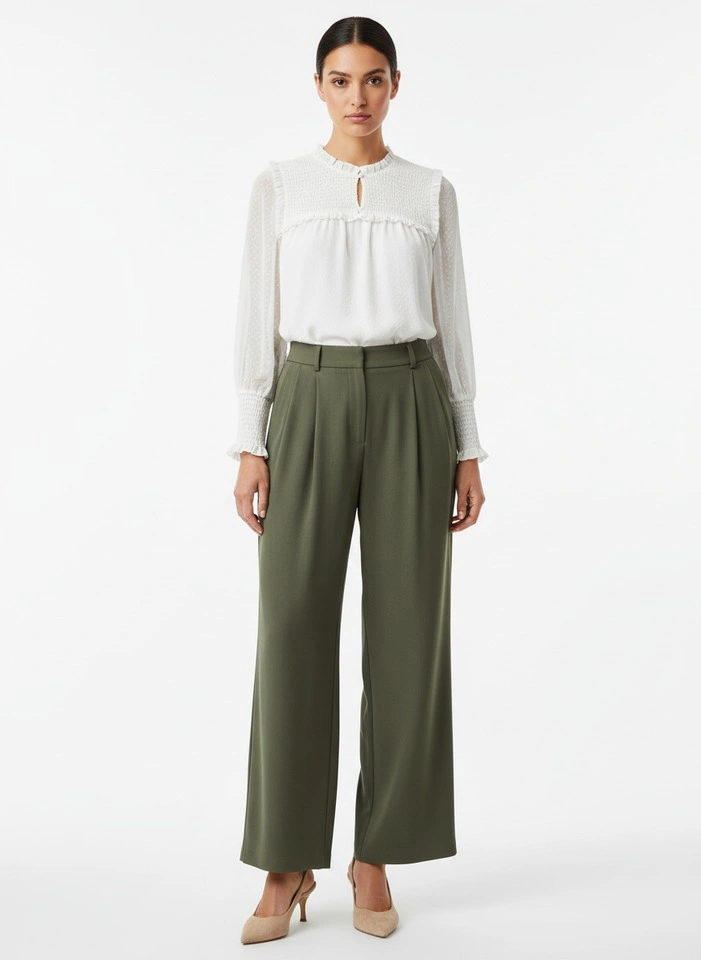 LOFT Petite White Ruffle Blouse ⚽️