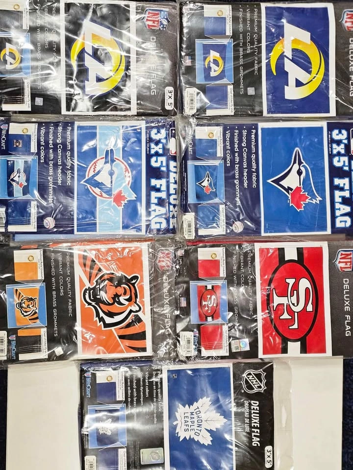Wincraft NFL/ MLB/ NHL Deluxe Flags 3' X 5' - photo 4