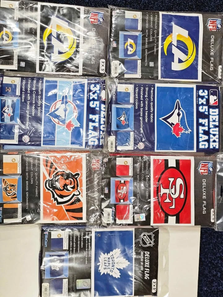 Wincraft NFL/ MLB/ NHL Deluxe Flags 3' X 5' - photo 5