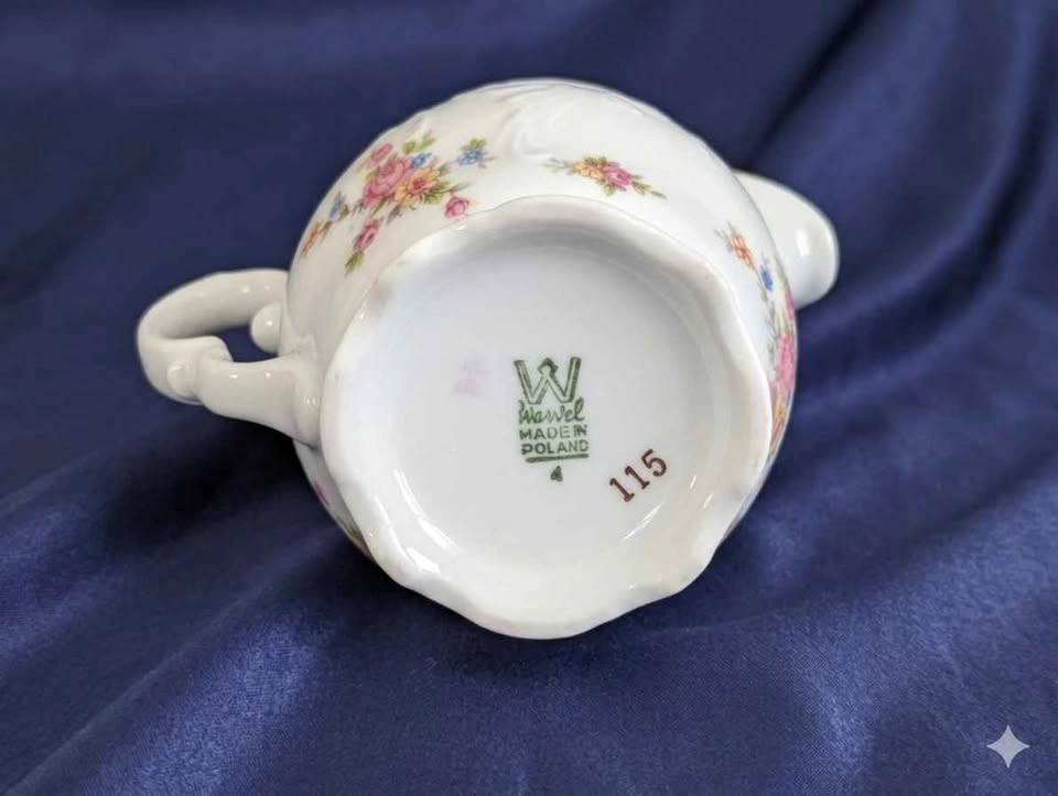 Vintage Wawel Poland Porcelain Creamer Jug – Floral & Gold Trim - photo 3