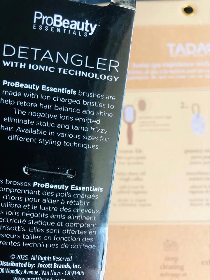 ⚽️ NEW ProBeauty Essentials Detangler Brush & Spa Foot Care Se - photo 5