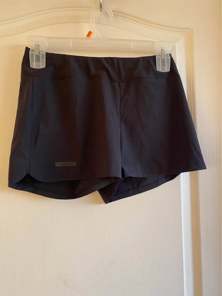 Decathlon Shorts - Move Out Sale - photo 2
