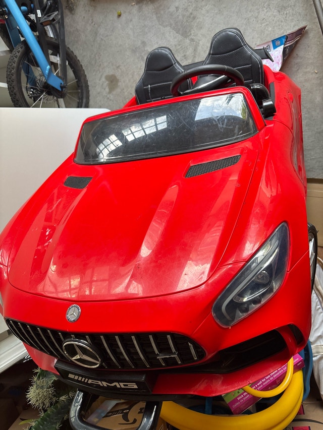 Mercedes-Benz AMG Electric Ride-On Car