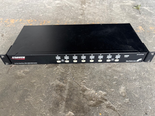 StarTech.com 16-Port StarView KVM Switch