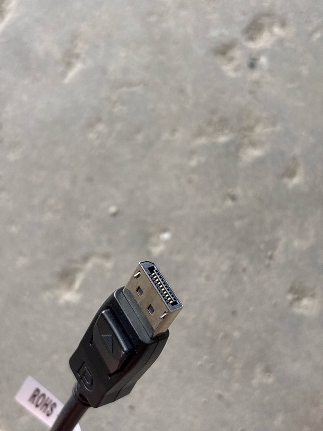 DisplayPort to DVI Adapter - photo 3