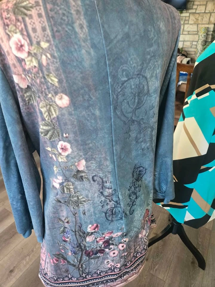 Hooded sweater dress - photo 2