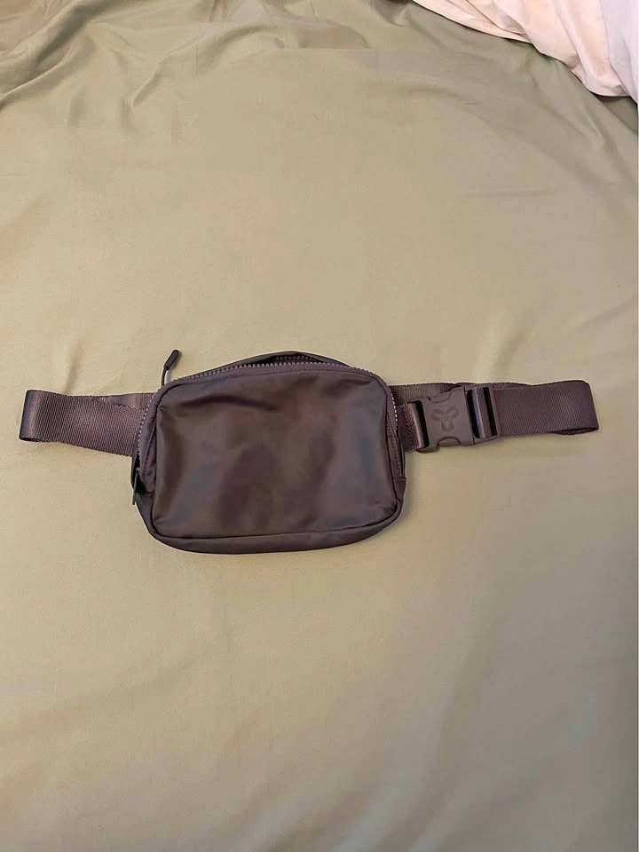 TNA Fanny pack