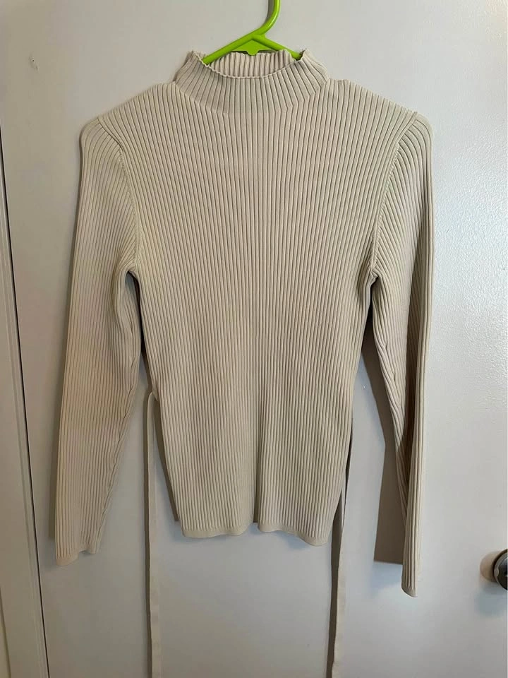 Babaton tie-back top