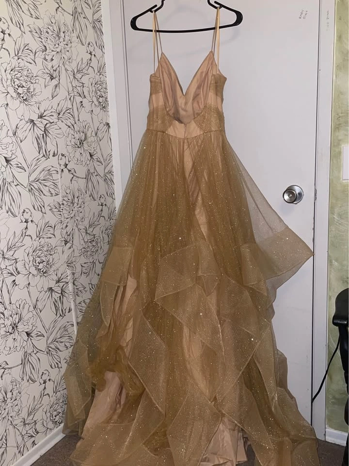 Champagne Gold Prom Dress - photo 4