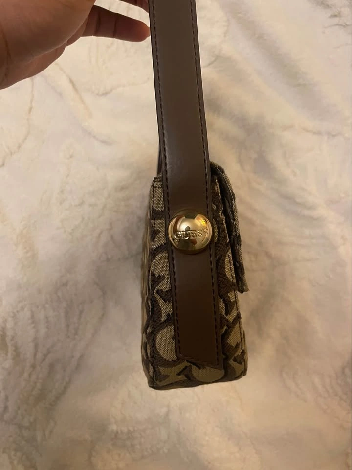 Guess Shoulder Bag - photo 3