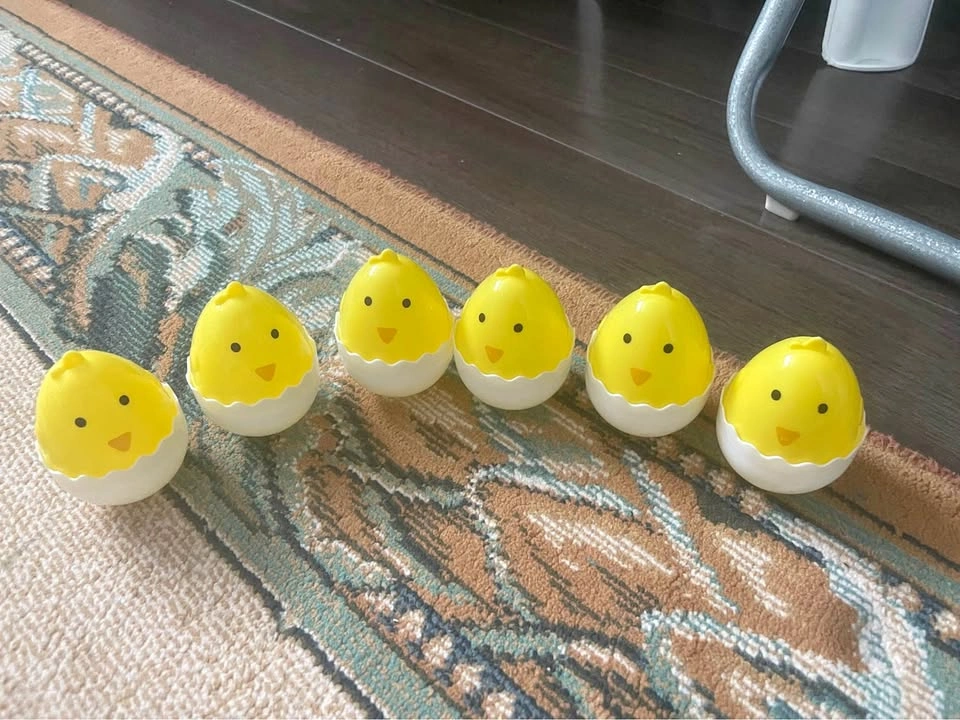 Chick easter eggs