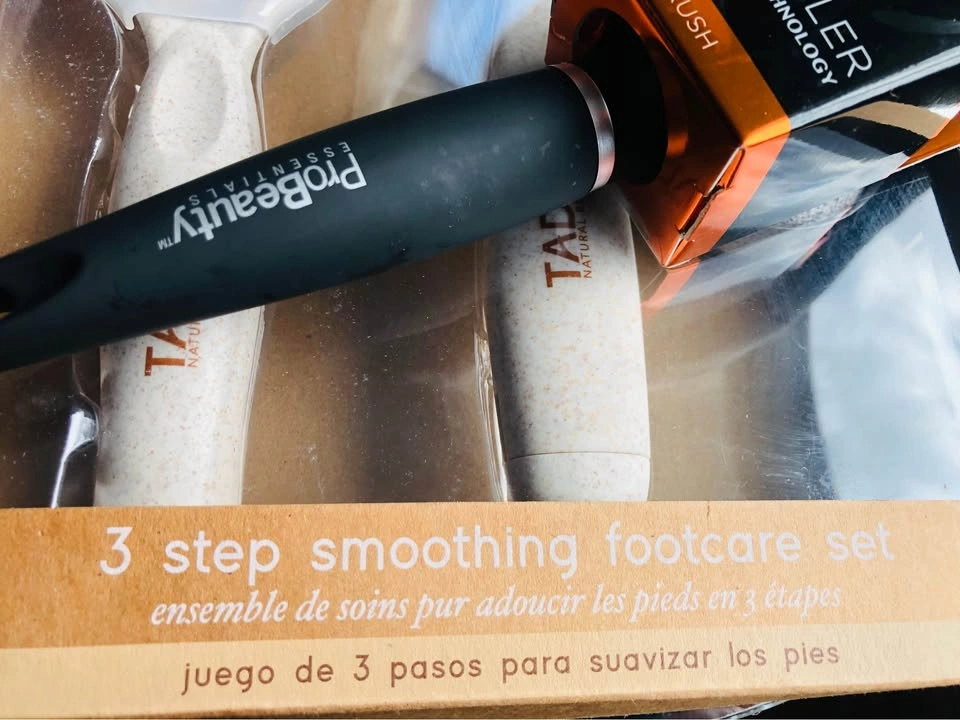 ⚽️ NEW Sets: ProBeauty Brush, Earrings & TADA Footcare Set - photo 5