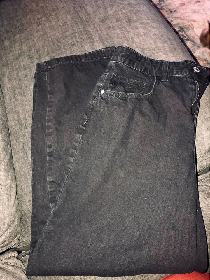 ⚽️ NEW Vero Moda Black Denim Jeans
