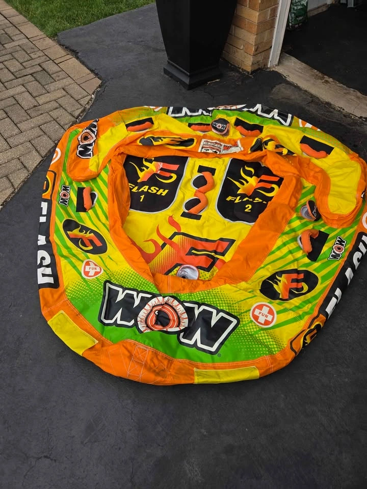 Towable 2-Person Tube