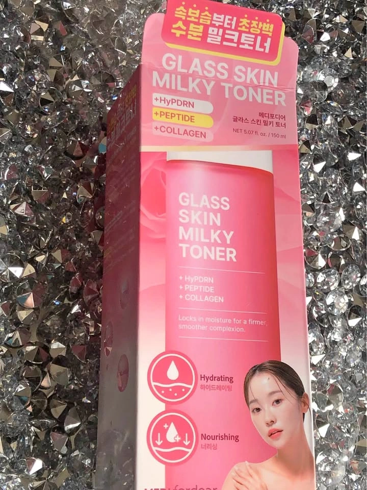 ⚽️ NEW Glass Skin Milky Toner