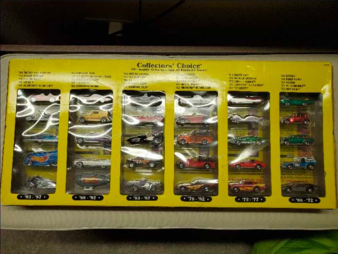 Hot Wheels 30th Anniversary Collectors Choice Set - 30 Cars - photo 3