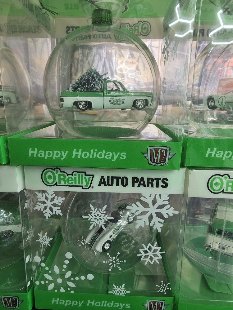 2025 ORILEYS M2 CHRISTMAS SPHERES SET - photo 3