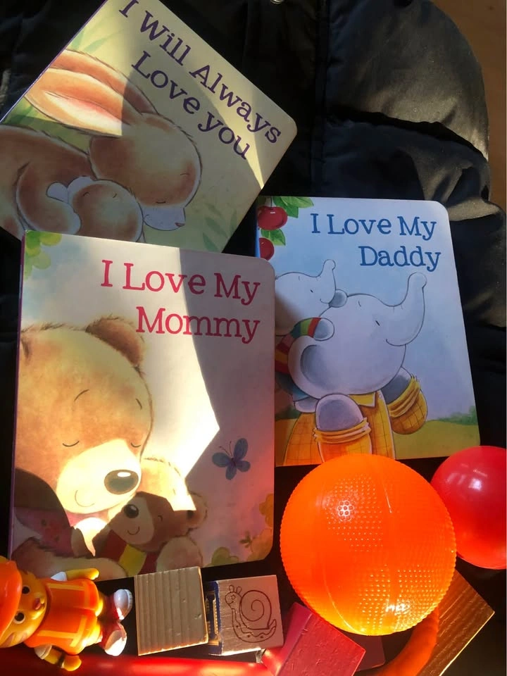 ⚽️ Puffer Vest with Bear Hood & Children's Books & Toys - photo 4