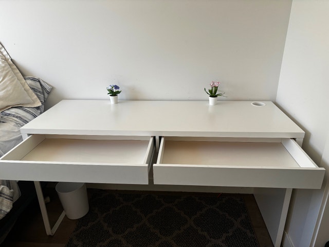 IKEA MICKE Desk -White (142x50 cm) - photo 2