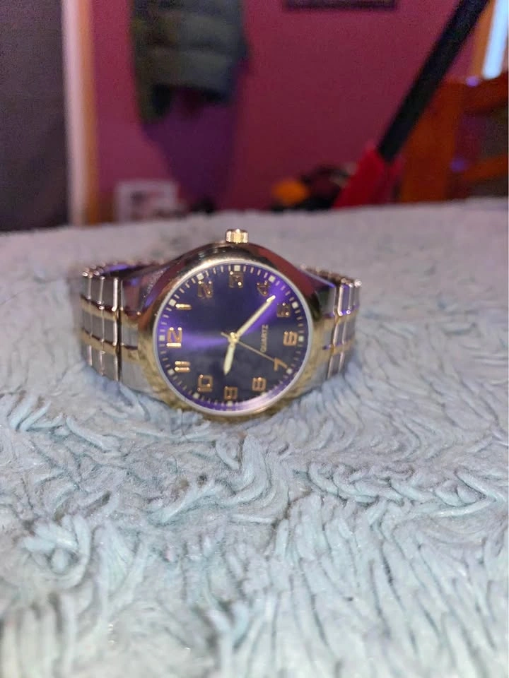 Two-tone (silver and gold) stainless steel expansion