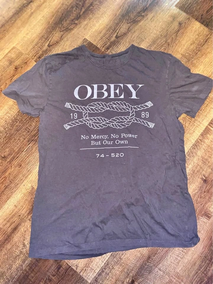 obey shirt