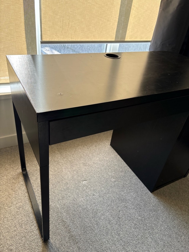Ikea Micke desk - photo 3